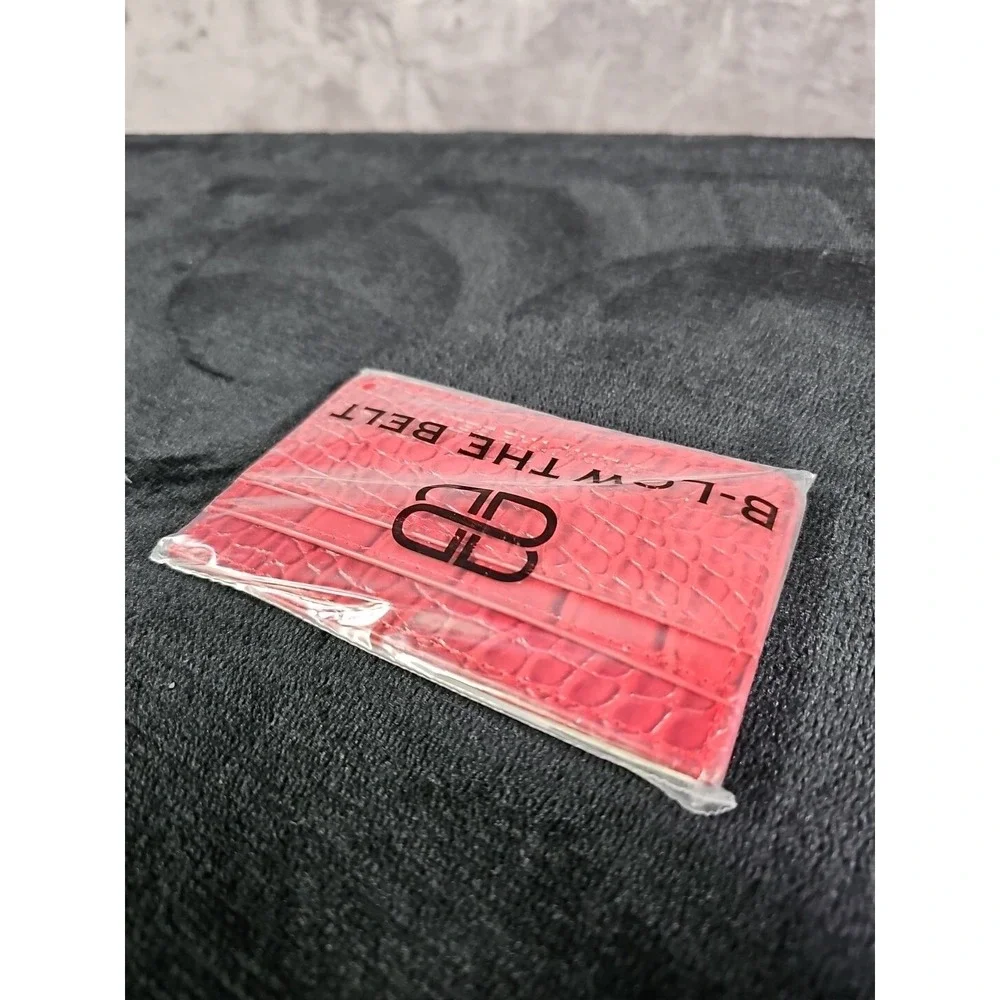 B-LOW THE BELT Card Case Red Crocodile Embossed Front‎ Slits Back Zipper New